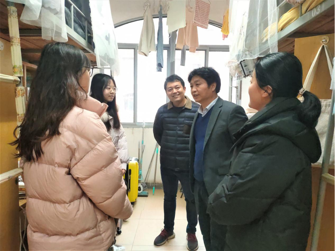 a6decf28700d43c3858ad2be6f2da8bc.png a6decf28700d43c3858ad2be6f2da8bc.png