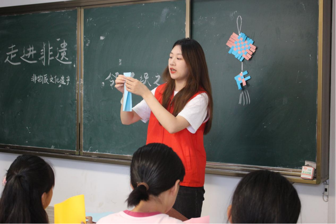 8a7e690969c84a88b41d52c22c7c67ea.png 8a7e690969c84a88b41d52c22c7c67ea.png