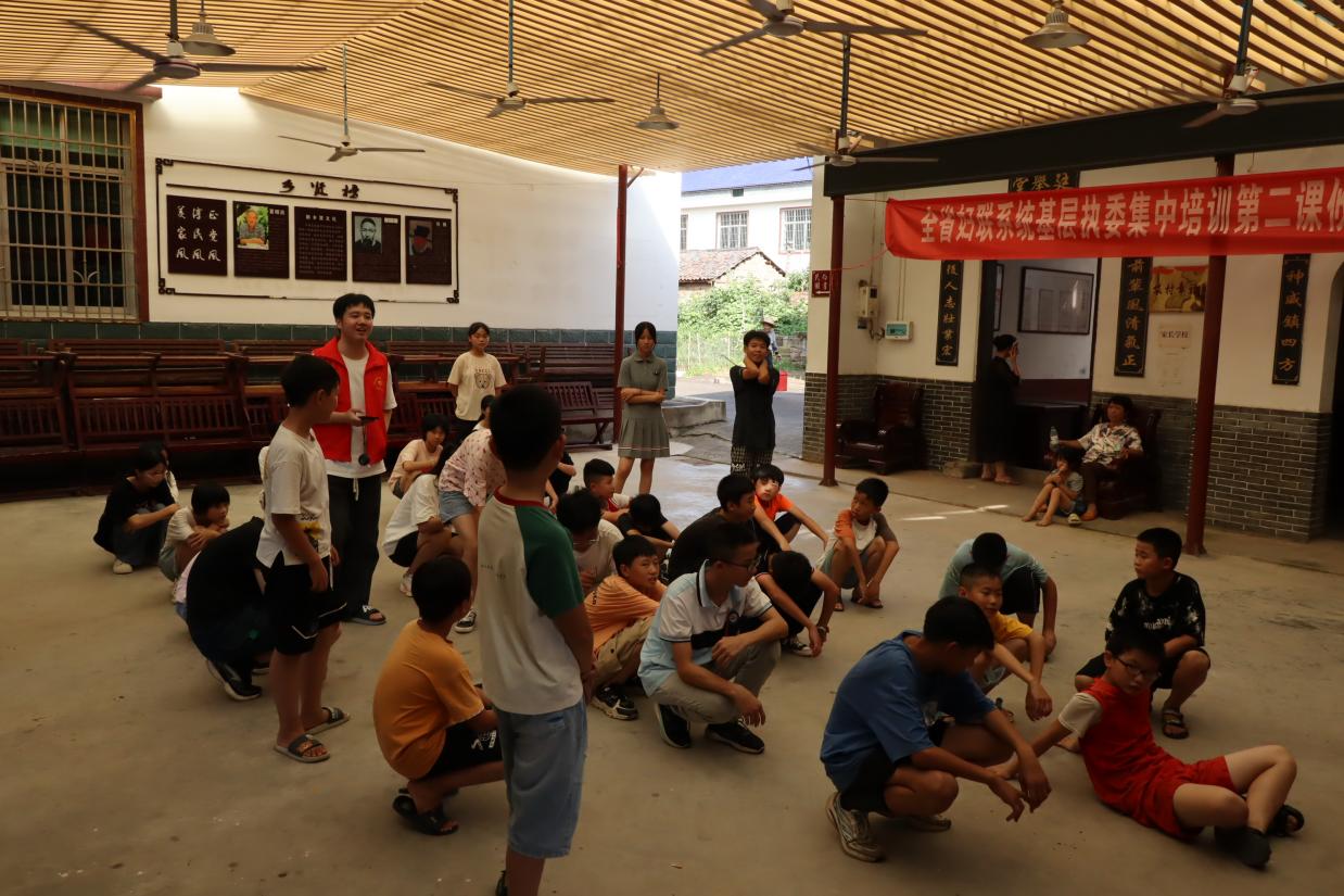 8afbf8e773af44cc9aa436a0895cb7b9.jpg 8afbf8e773af44cc9aa436a0895cb7b9.jpg