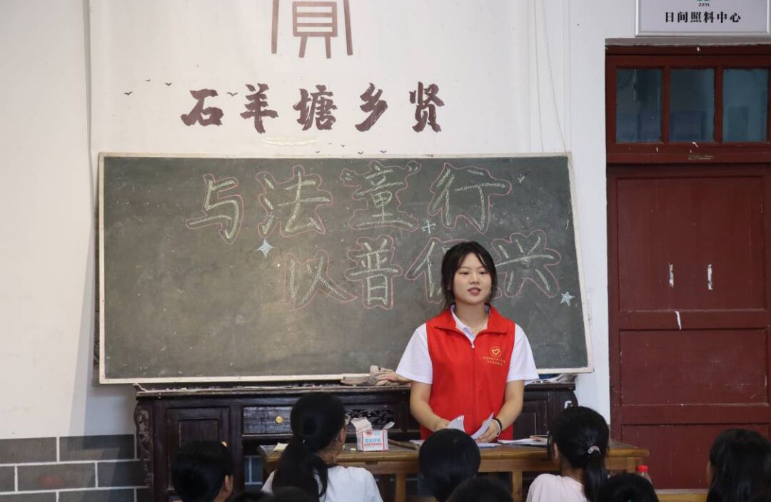 59e893d8397b4100a4ec3a29dd5703ae.jpg 59e893d8397b4100a4ec3a29dd5703ae.jpg