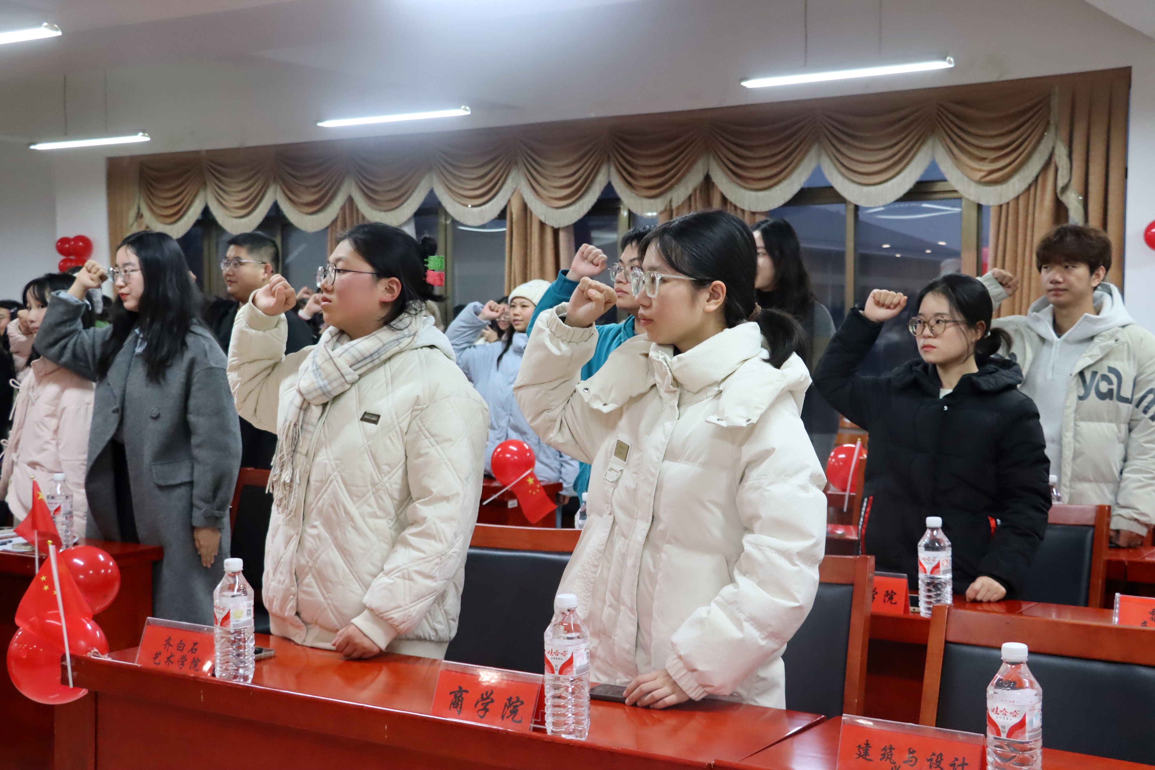 0ef2904d356442e8957b4b55a235030a.jpg 0ef2904d356442e8957b4b55a235030a.jpg