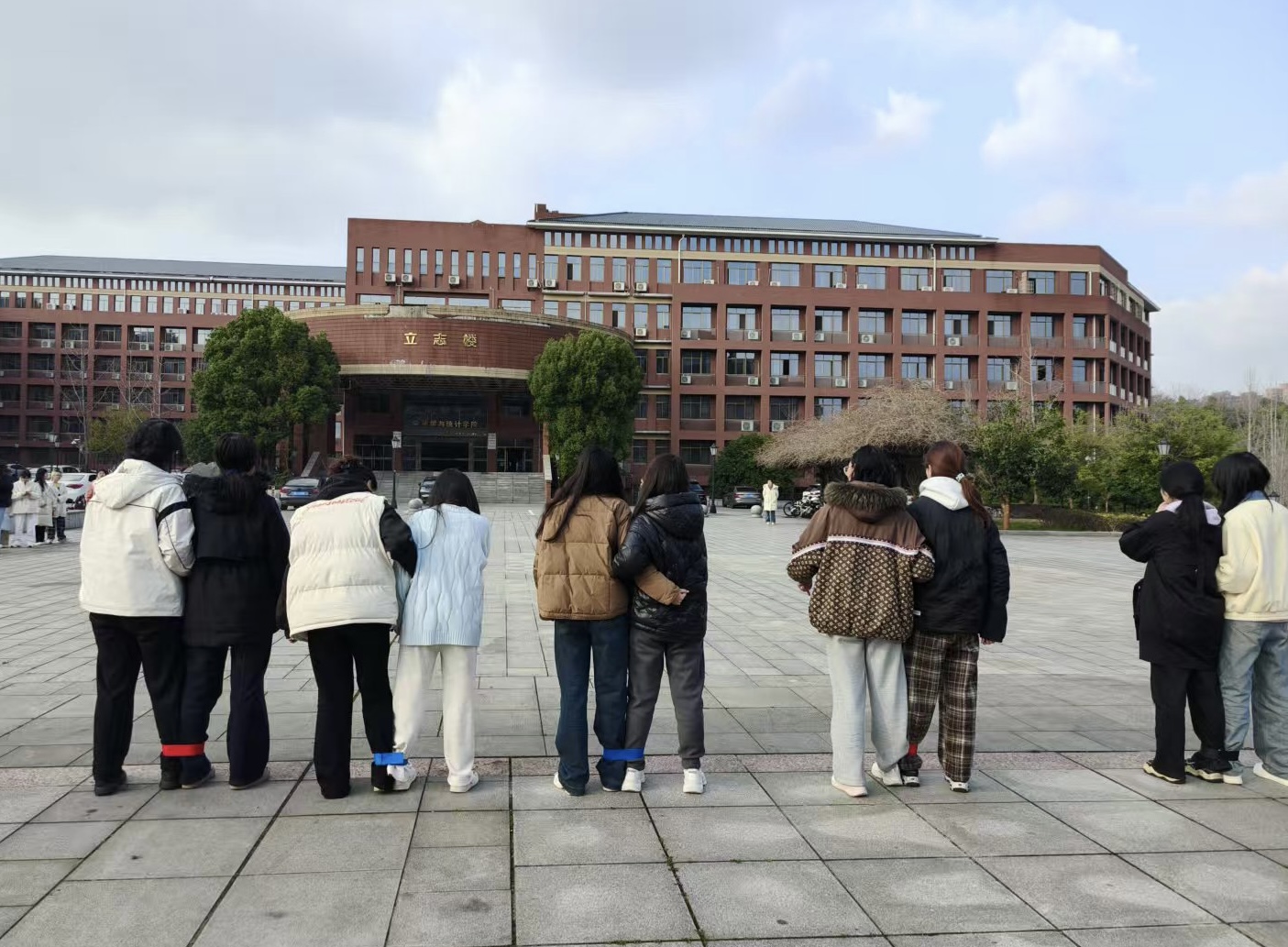 7c9fb416764c40568adde815ac830232.jpg 7c9fb416764c40568adde815ac830232.jpg