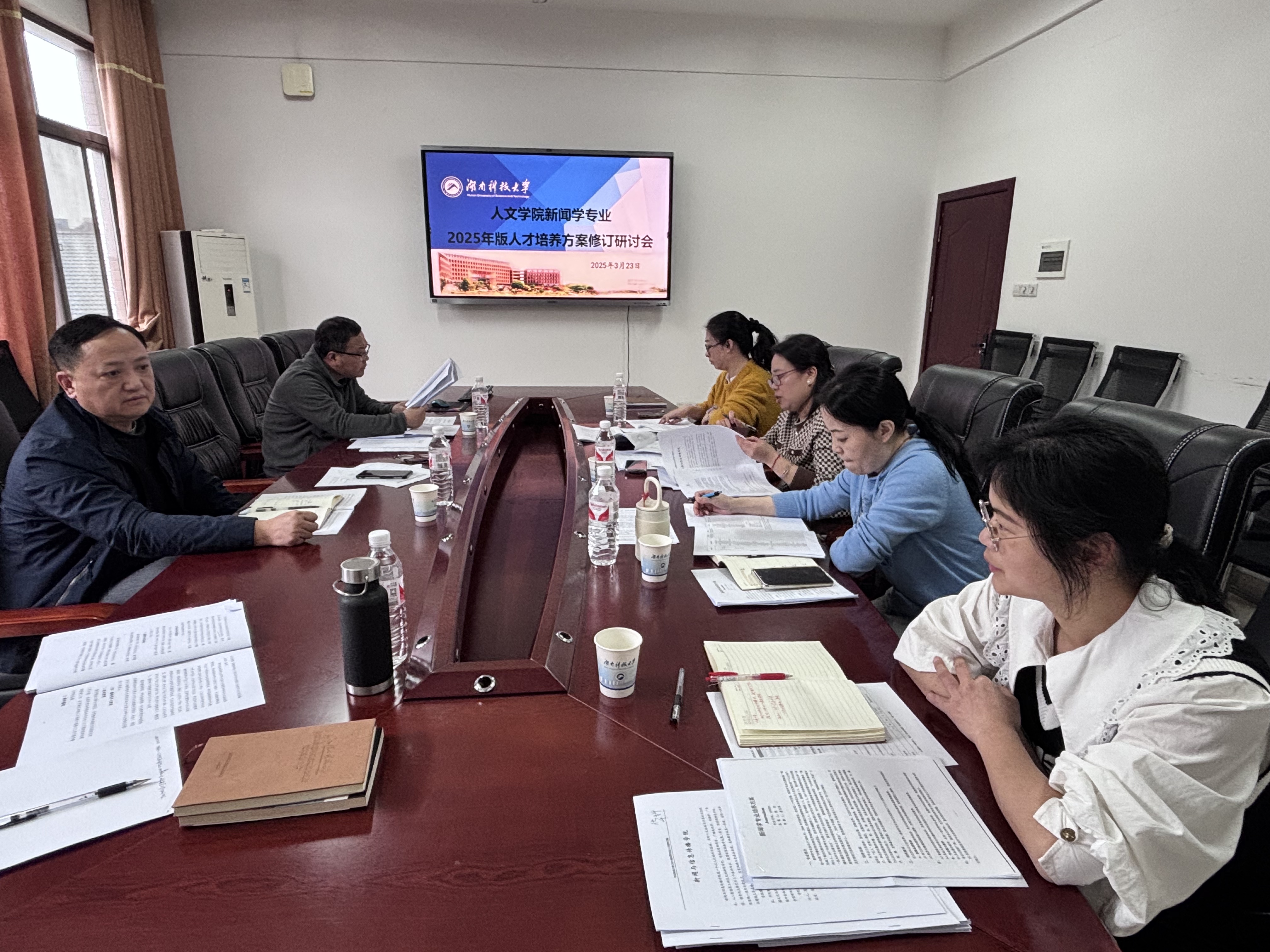 ae48df7185794d55b579ebab1077a74f.jpg ae48df7185794d55b579ebab1077a74f.jpg