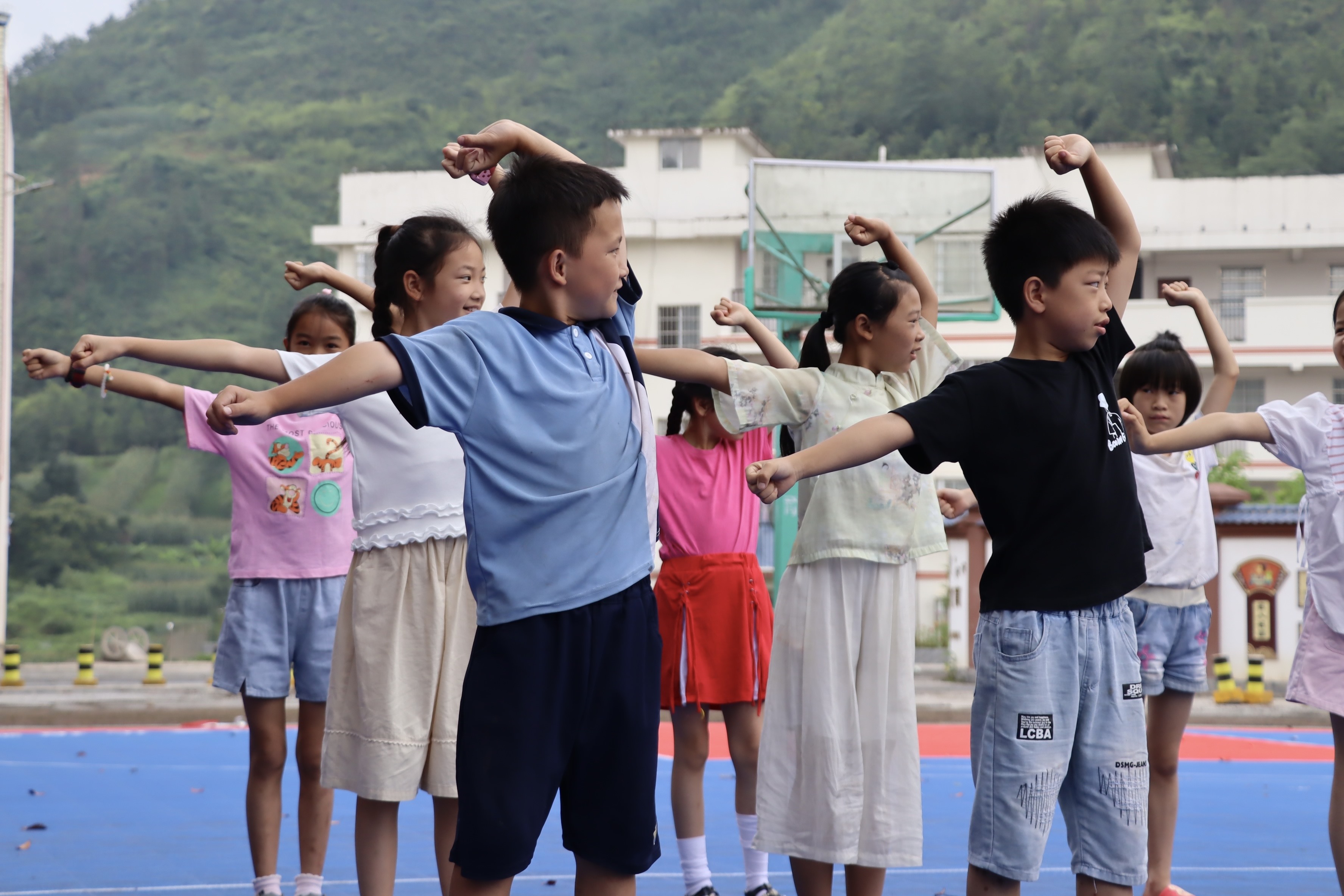 0bff36c0efde4d8d9d11c46a70f7c7e6.jpg 0bff36c0efde4d8d9d11c46a70f7c7e6.jpg